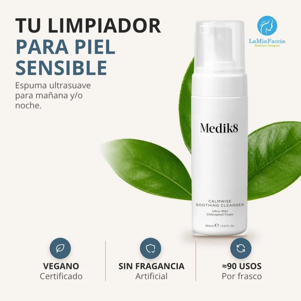 Medik8 Calmwise Soothing Cleanser como el primer paso de la rutina para piel sensible