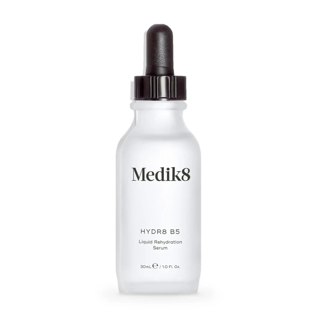 Frasco gotero de Medik8 Hydr8 B5 de 30 ml, sérum de ácido hialurónico con vitamina B5