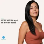 Mujer latina de 33 años con piel hidratada y luminosa